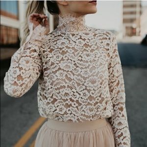 Vici Cream Lace Top Small